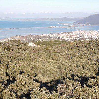 Plot of land with building purmit and stunning view to Lefkas city.